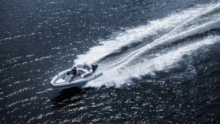 powerful electric boat engine